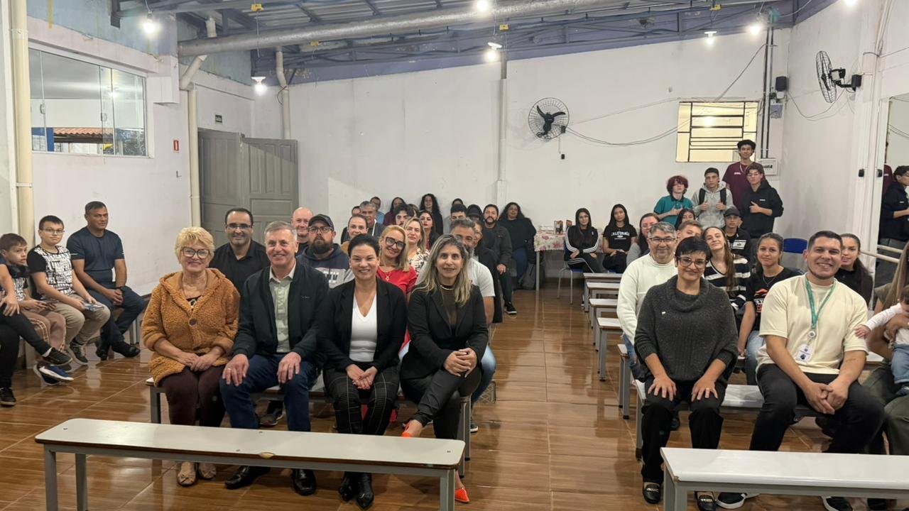 Colégio Estadual Romário Martins, de Piraquara, recebe reforma de R$ 1,8 milhão para modernização da estrutura